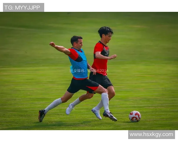 成都足球队的快速转换战术解析与实践探讨