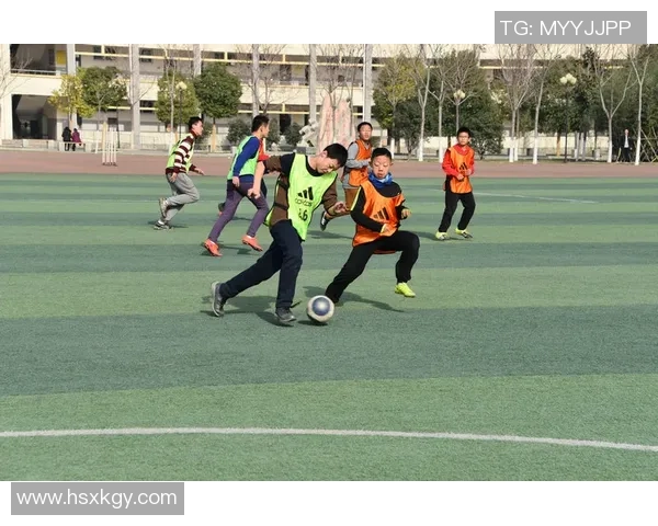 校园足球明星专访视频揭示他们的成长故事与梦想追求 校园足球明星专访视频揭示他们的成长故事与梦想追求